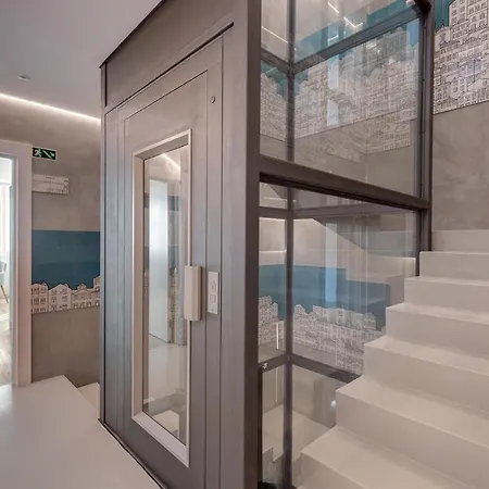 Guest house 7 Bridges Estudios- Porto-houses And Porto