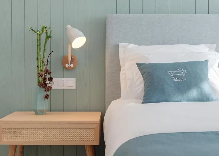 7 Bridges Estudios- Porto-houses And 4*