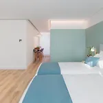 7 Bridges Estudios- Porto-houses And ゲストハウス ポルト