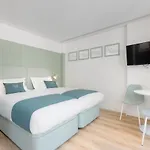 7 Bridges Estudios- Porto-houses And ポルト