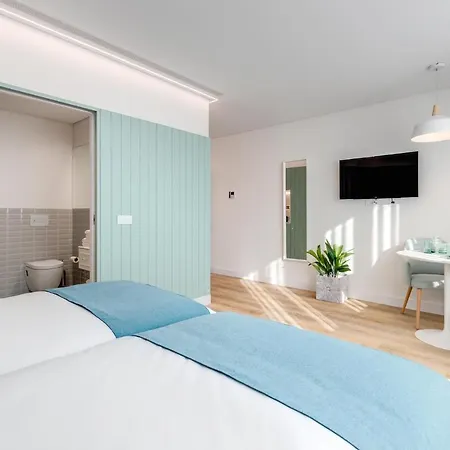 7 Bridges Estudios- Porto-houses And Oporto