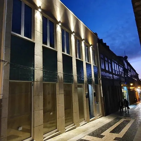 7 Bridges Estudios- Porto-houses And 4*