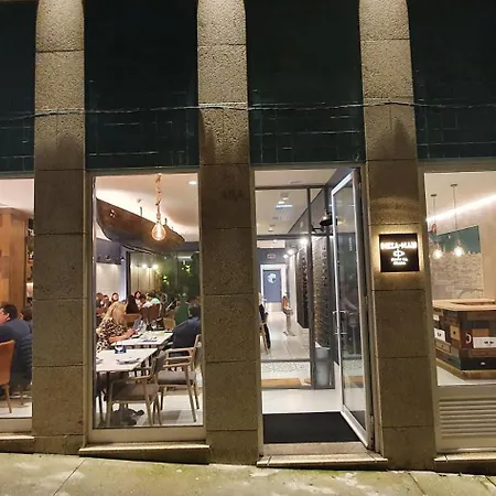 7 Bridges Estudios- Porto-houses And 招待所 波尔图