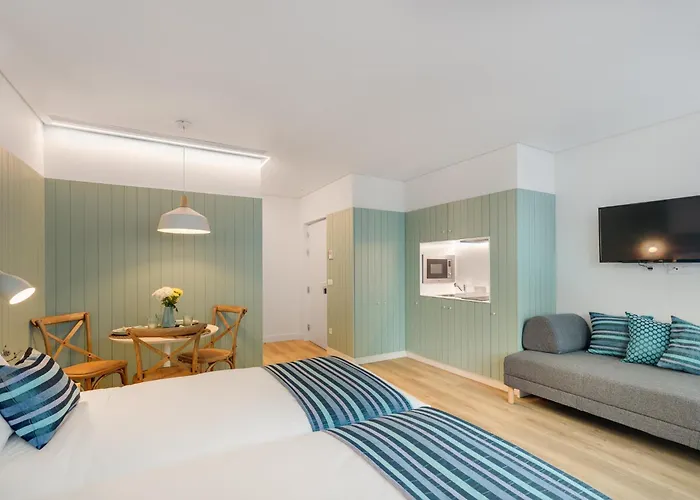 7 Bridges Estudios- Porto-houses And