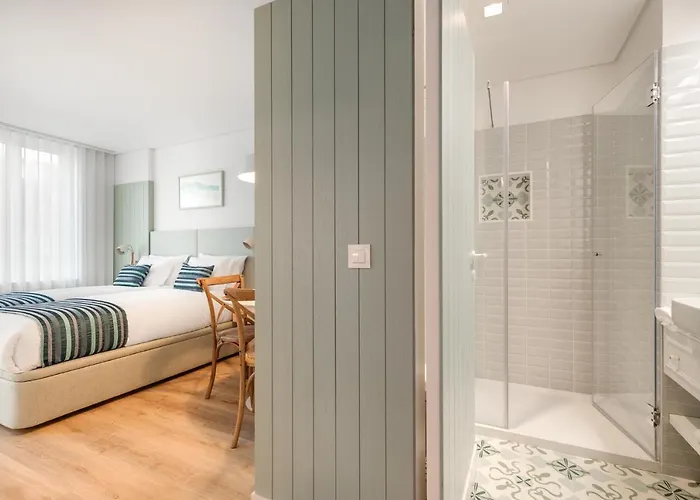 7 Bridges Estudios- Porto-houses And 4* 波尔图